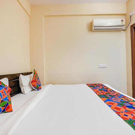 Fabhotel Crystal Suites Bangalore Exterior foto